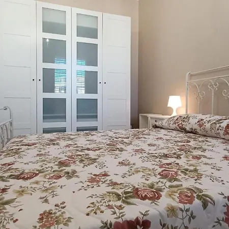 Pretty House